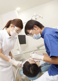 インプラントの手術